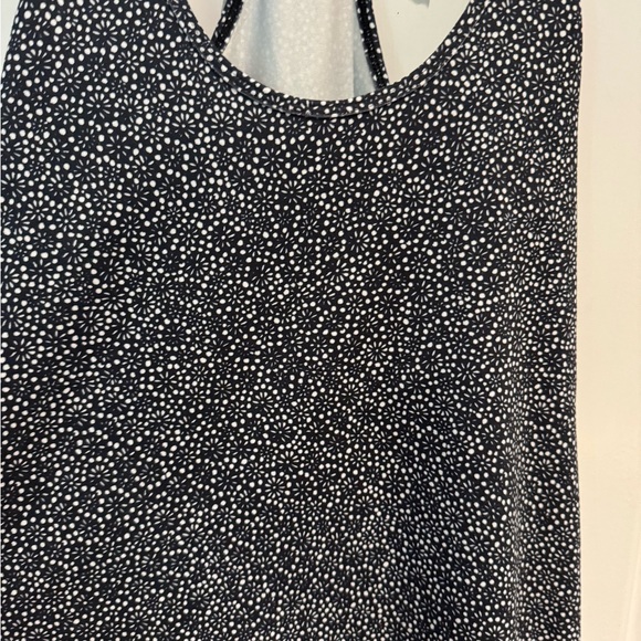 Lululemon Black white Geo Athletic Tank - Picture 4 of 4